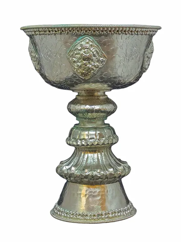 Lampe à beurre en cuivre pour rituels bouddhistes