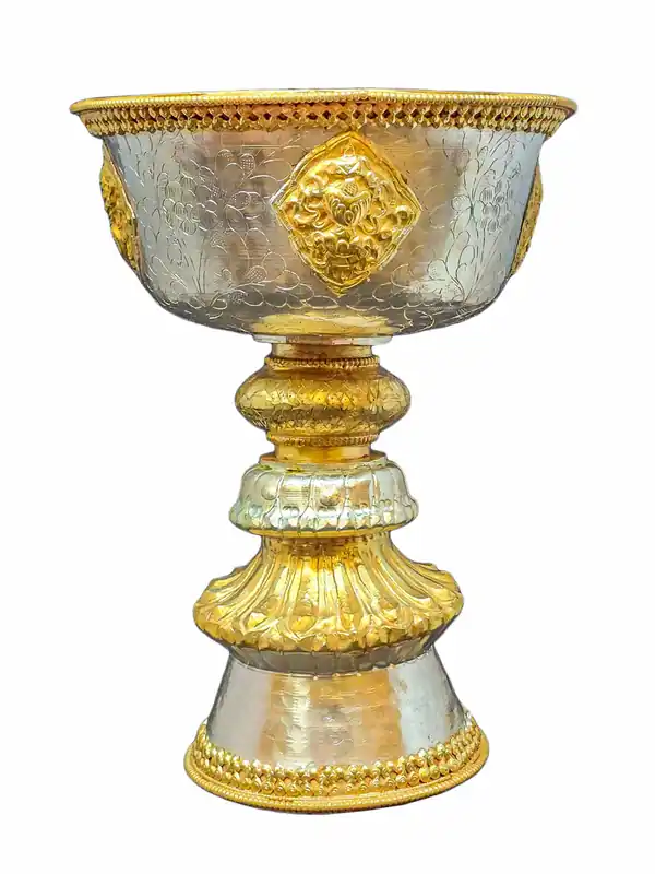 Lampe à beurre en cuivre pour rituels bouddhistes