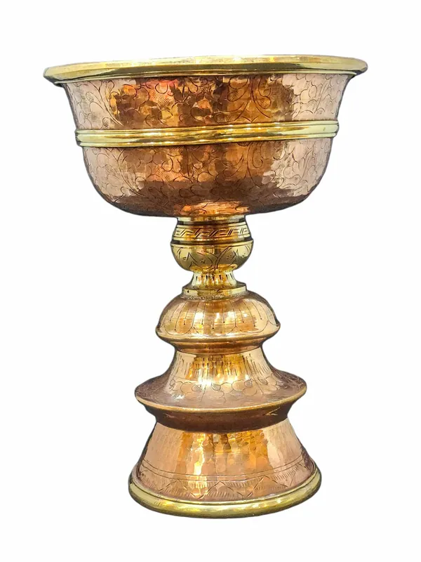 Lampe à beurre en cuivre pour rituels bouddhistes