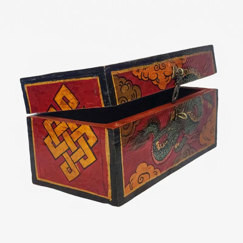 Boîte rituelle tibétaine en bois pour les offrandes spirituelles