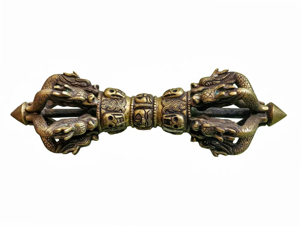 Outil rituel en dorje vajra en laiton pour la force