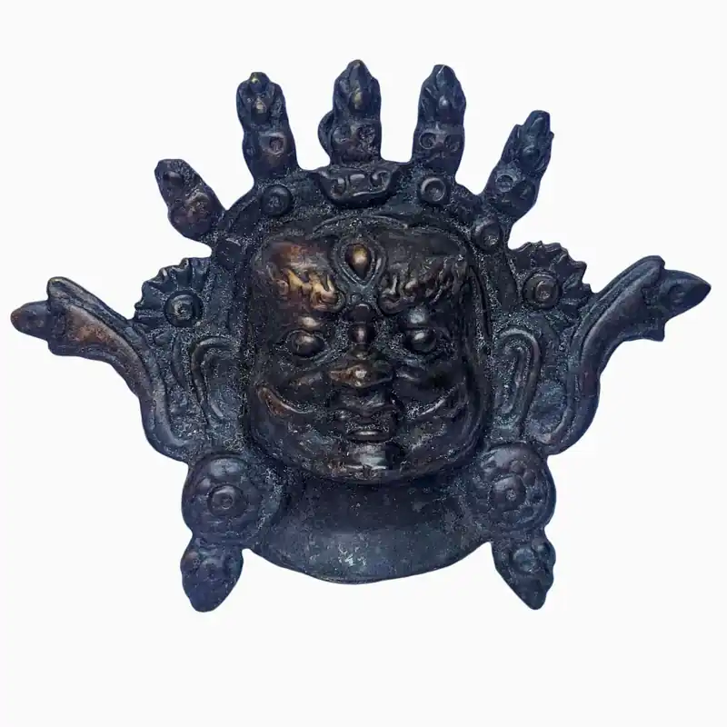 Masque en cuivre de Bhairav pour les rituels du Vajrayāna