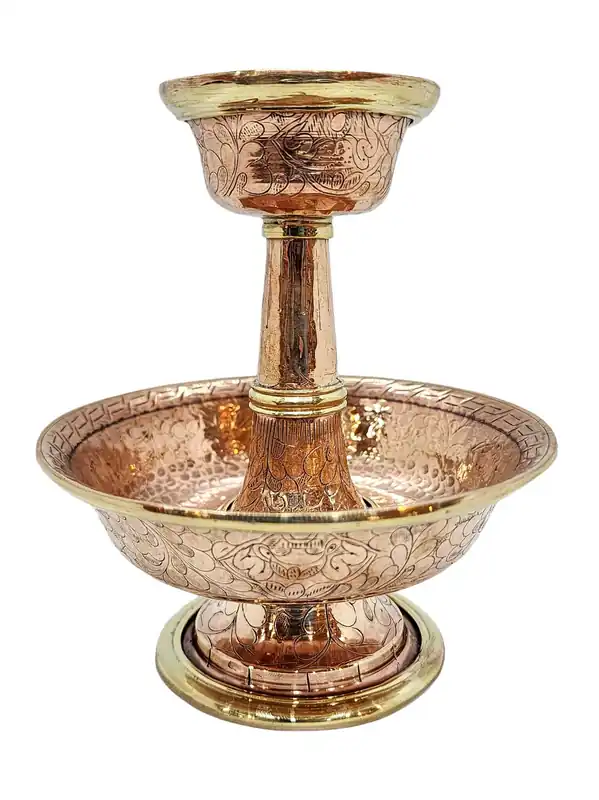 Offrande rituelle en cuivre Serkyem pour la pratique du Vajrayana