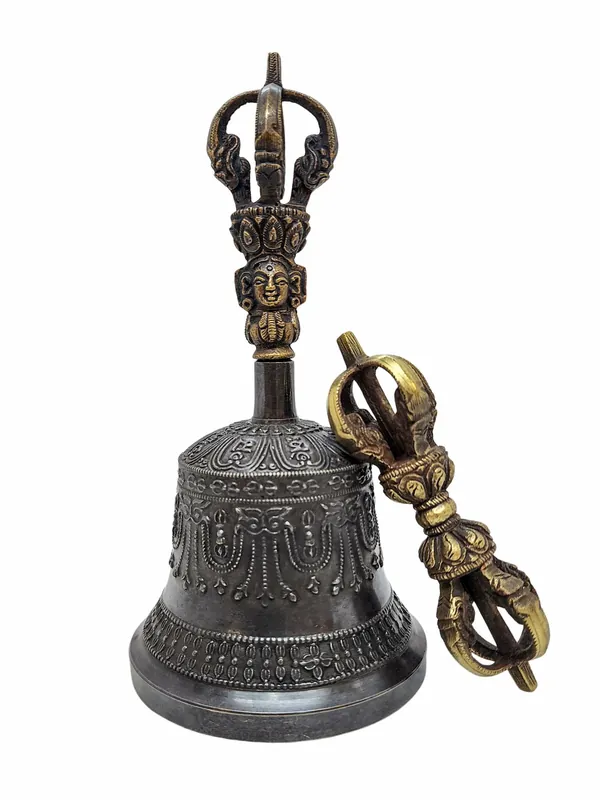 Cloche en bronze et dorje vajra pour les rituels