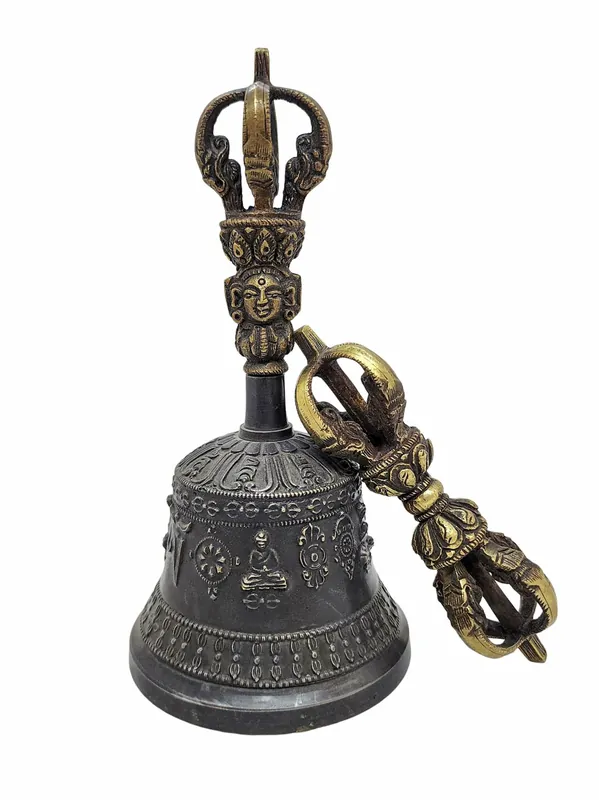 Cloche en bronze et dorje vajra pour les rituels