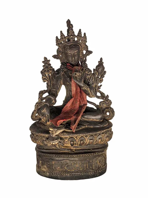 Statue ancienne de Tara verte oxydée en chocolat