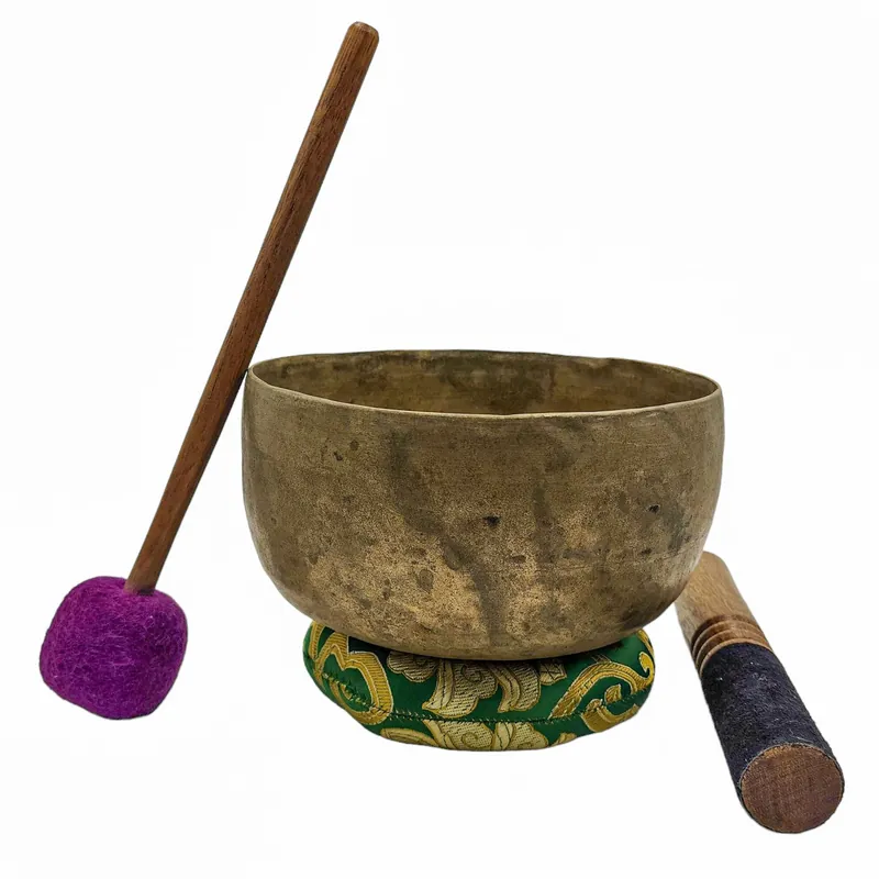 Bol chantant Kopre – Finition antique, façonné à la main