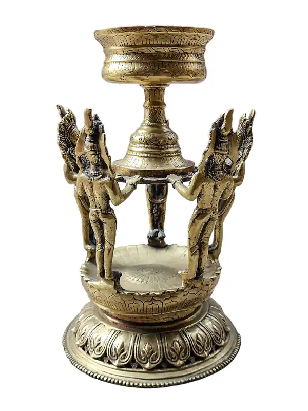 Lampe en laiton pour rituels bouddhistes