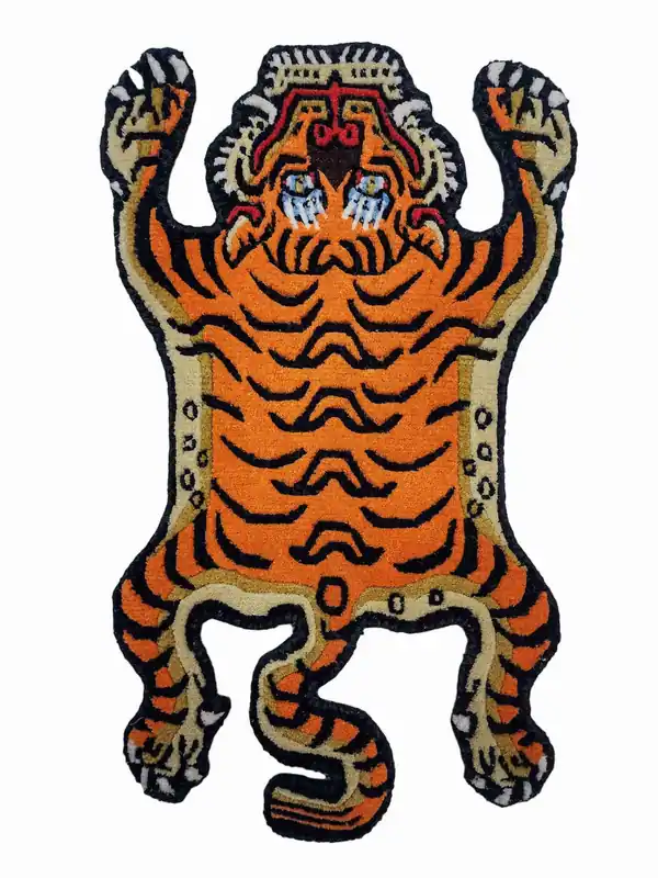 Tapis design en laine avec motif de tigre, tissé à la main au Népal
