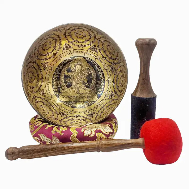 Sept bols chantants en bronze avec une sculpture de Manjushree