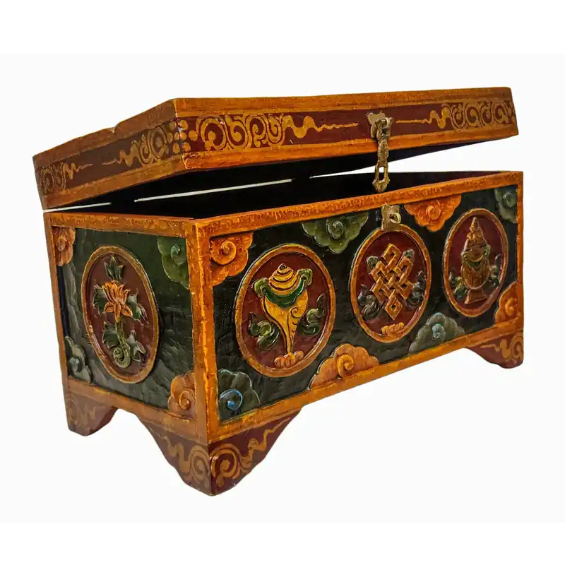 Boîte rituelle en bois tibétain pour objets sacrés