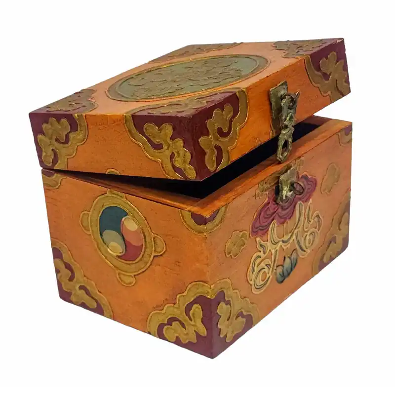 Boîte en bois rituelle tibétaine pour objets sacrés