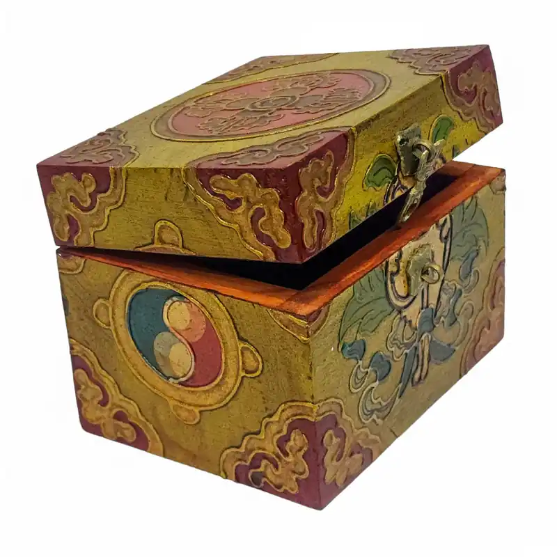 Boîte en bois tibétaine avec des peintures traditionnelles
