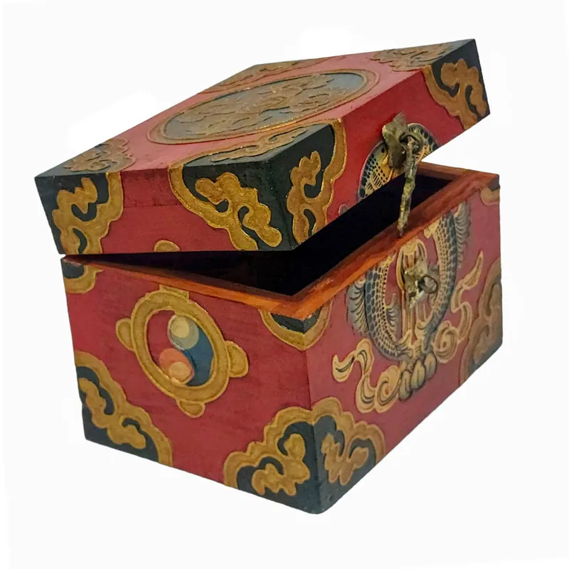 Boîte en bois tibétaine avec peinture traditionnelle colorée