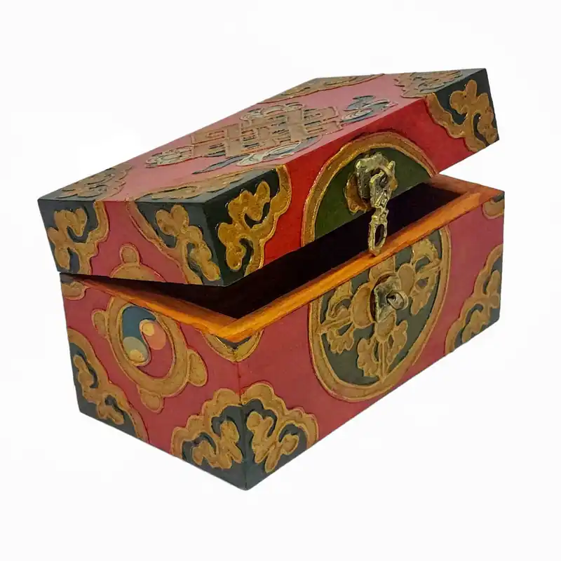 Boîte rituelle en bois tibétaine avec peinture traditionnelle