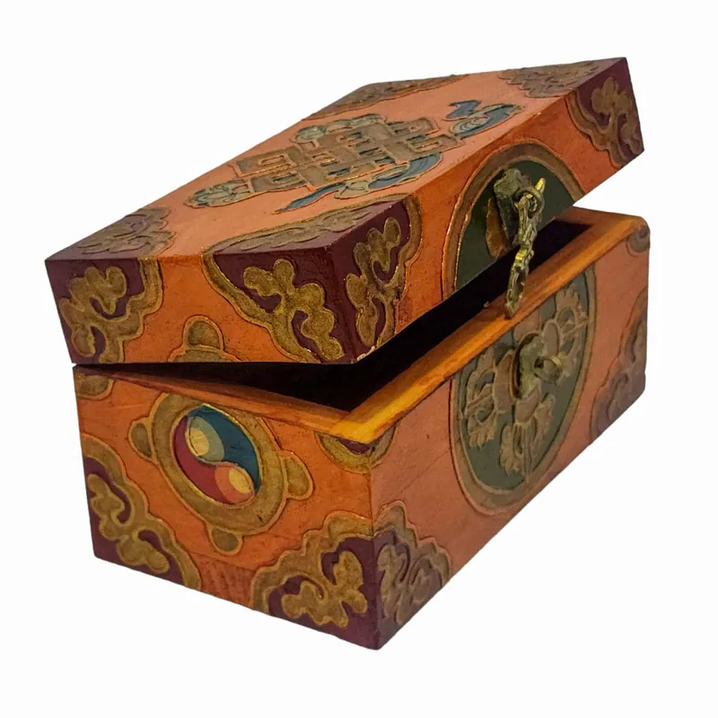 Boîte rituelle en bois tibétaine pour objets sacrés