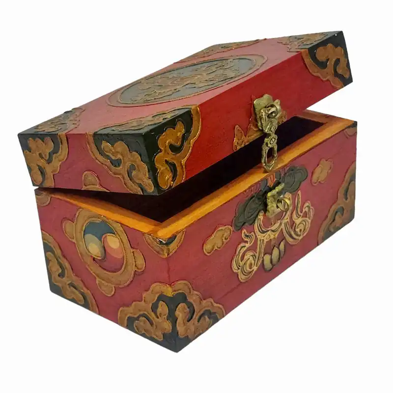 Boîte rituelle en bois tibétain avec peinture colorée