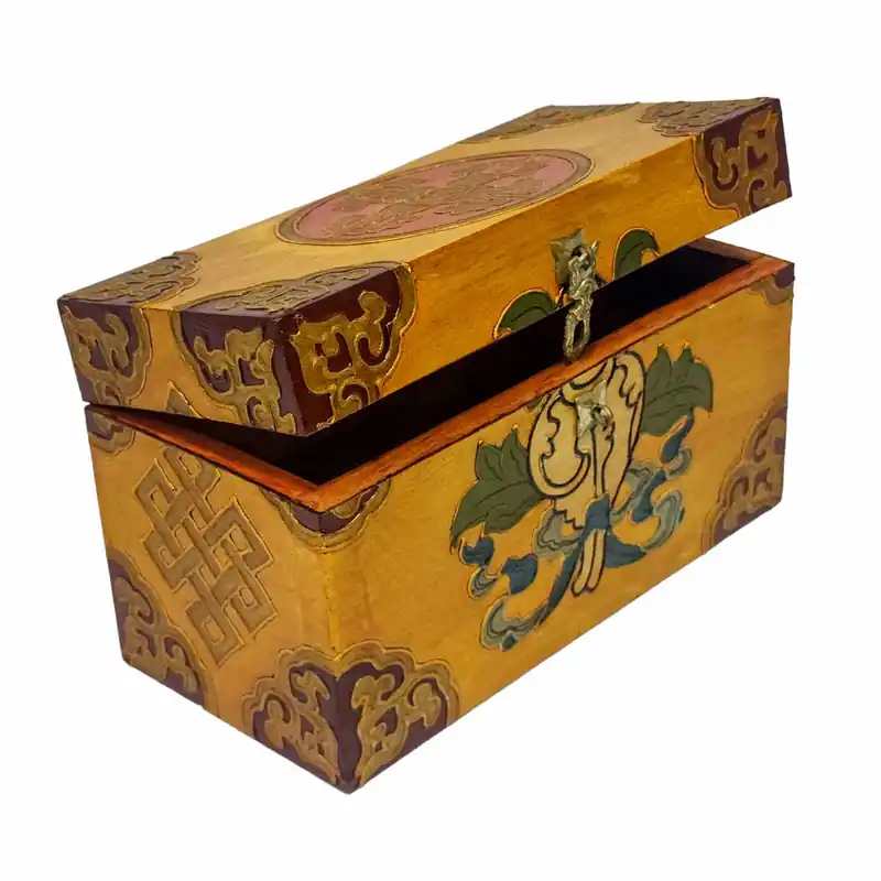 Boîte rituelle tibétaine en bois avec finition peinte