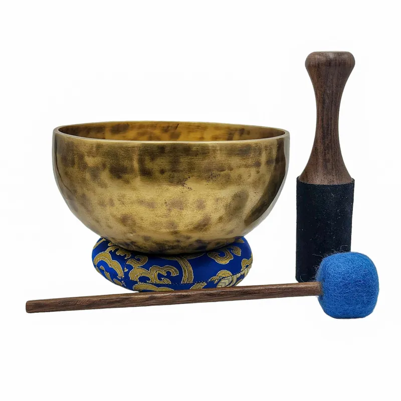Sept bols chantants de méditation en bronze