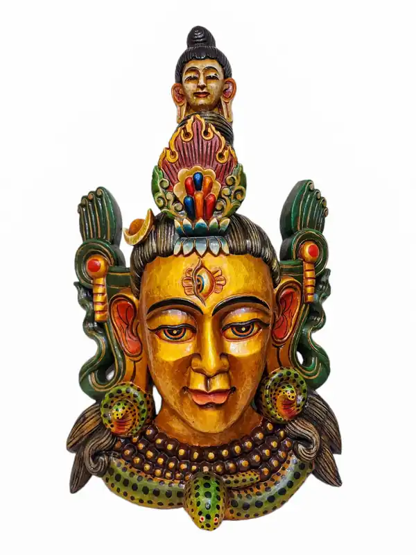 Masque en bois de Shiva accroché au mur en bois de peuplier