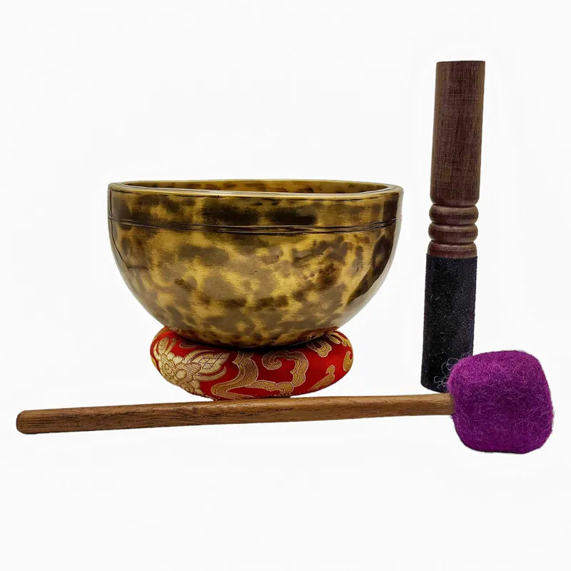 Bol chantant Jambati en métal bronze antique avec sept finitions
