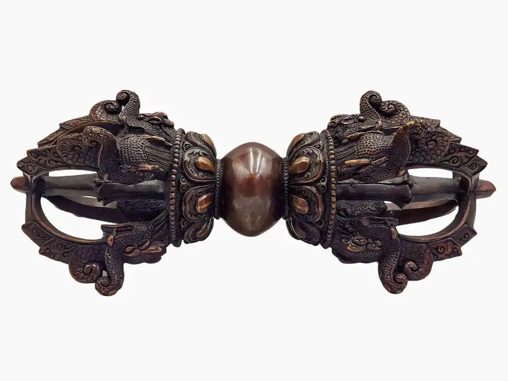 Dorje Vajra en cuivre avec finition antique