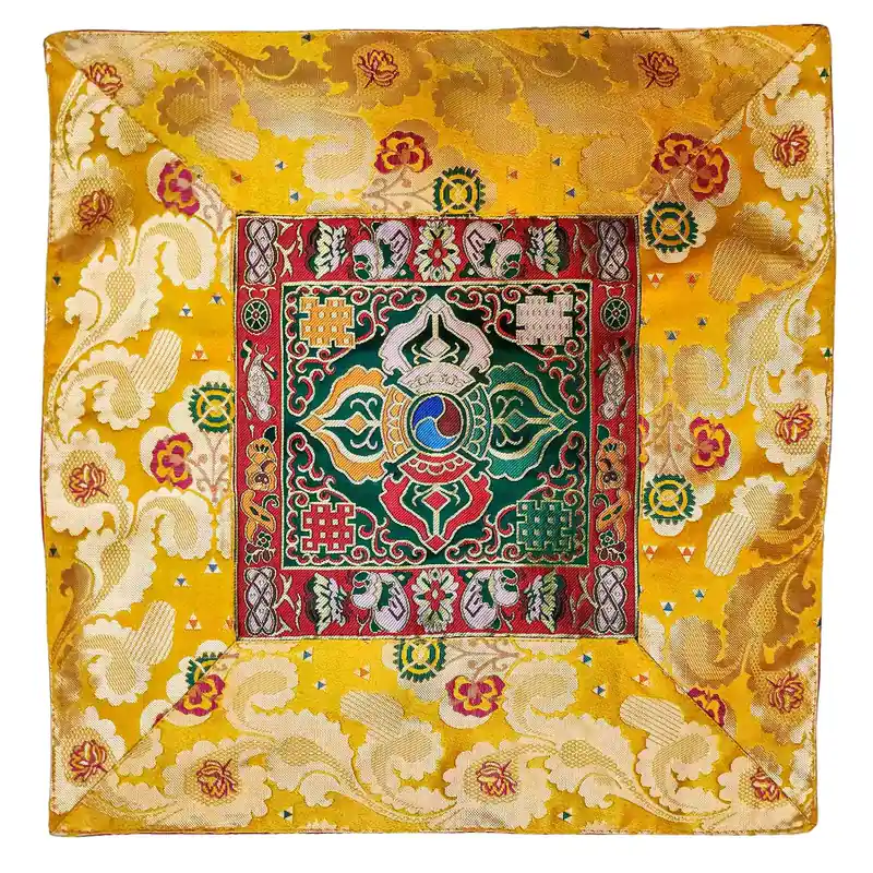 Nappe en brocart de Cochin avec double dorje