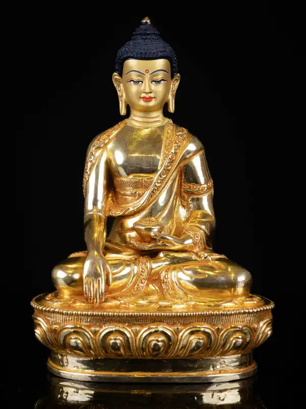 Statue en cuivre de Shakyamuni Bouddha – Visage entièrement plaqué or, Émblème de l’Illumination