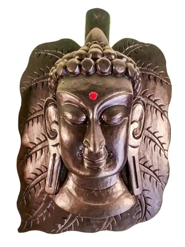 Masque en bois de Bouddha aux feuilles de l’Éveil