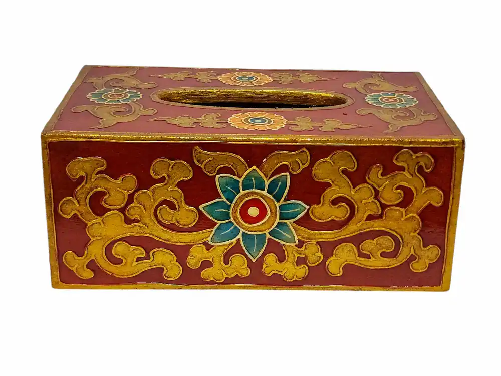 Coffre au trésor en bois tibétain ornée d’un motif floral rouge
