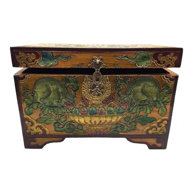 Coffre tibétain en bois népalais