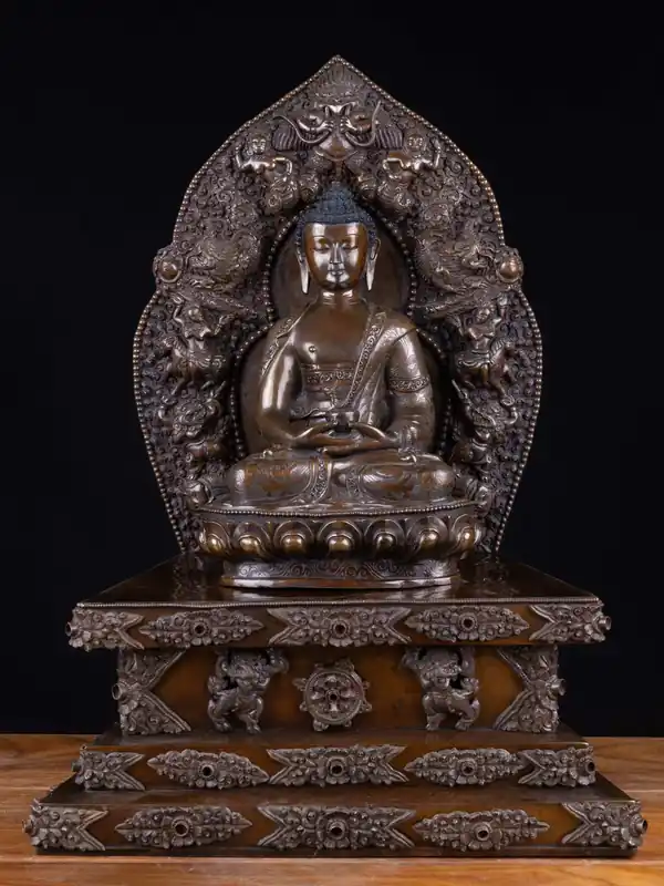 Statue en cuivre d’Amitabha Bouddha de la compassion