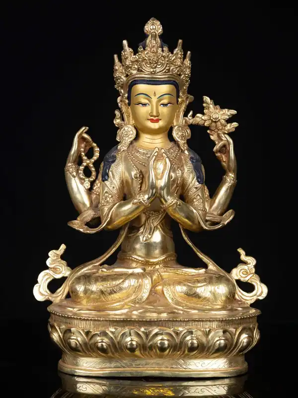 Statue de Chenrezig – Plaque pleine d’or, détails peints intricats, cuivre, 32 cm
