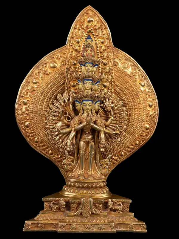 Statue en cuivre d’Avalokitesvara à mille bras