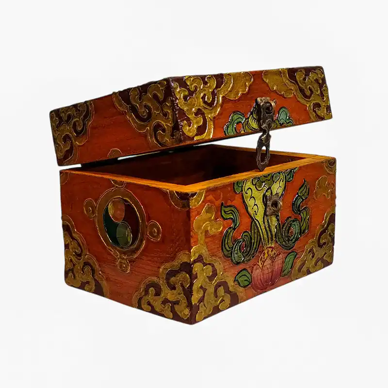 Coffre en bois tibétain coloré traditionnel