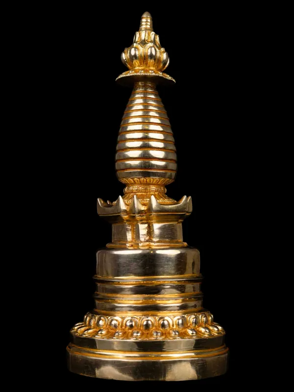 Sculpture de Stupa Bouddhique en Cuivre Doré