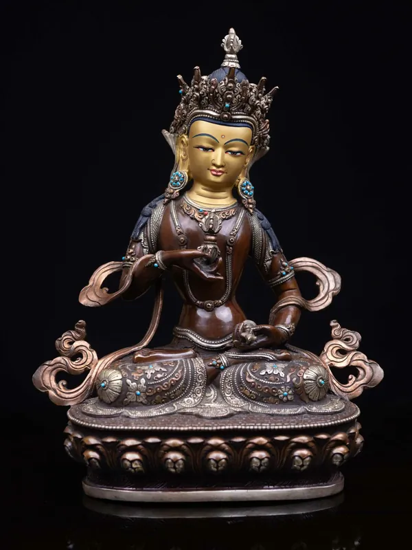 Statue en cuivre de Vajrasattva avec finition oxydée