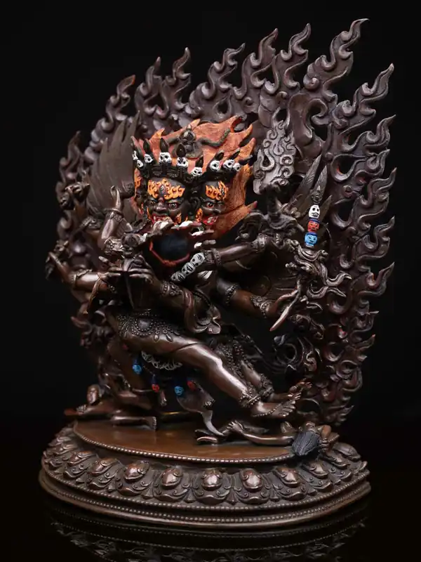 Statue en cuivre de Vajrakilaya Shakti – Divinité féroce de la transformation