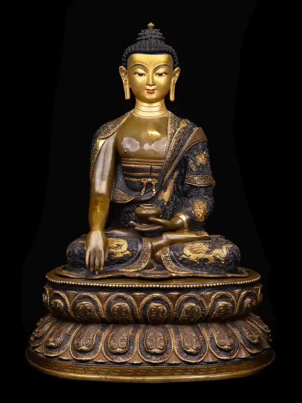 Statue en cuivre de Shakyamuni Buddha avec finition oxydée