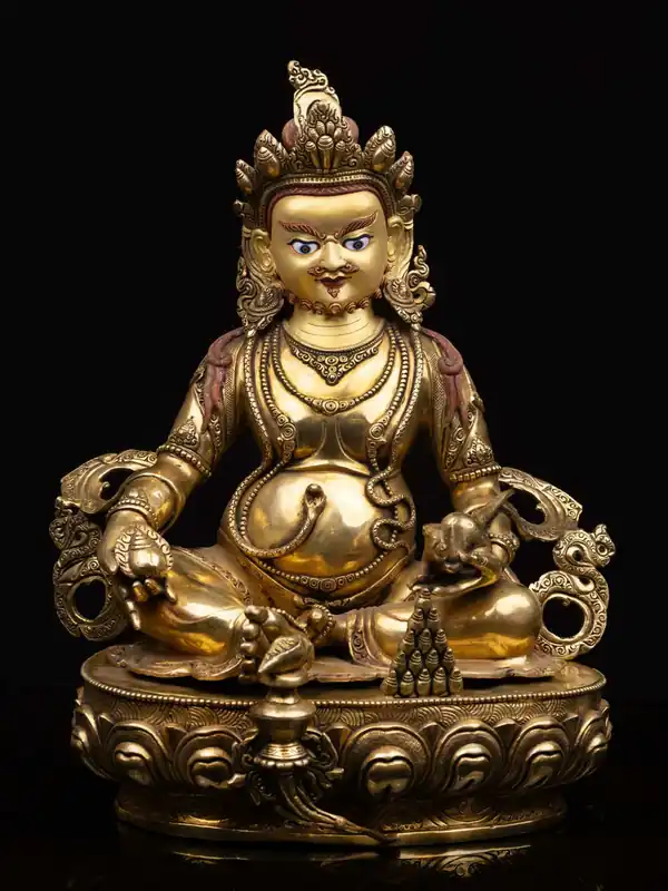 Statue en cuivre de Jambhala jaune avec un visage en or