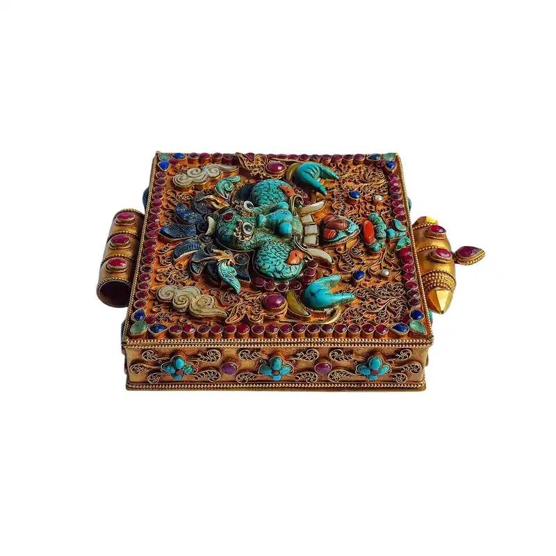Boîte Ghau tibétaine en argent avec plaquage en or