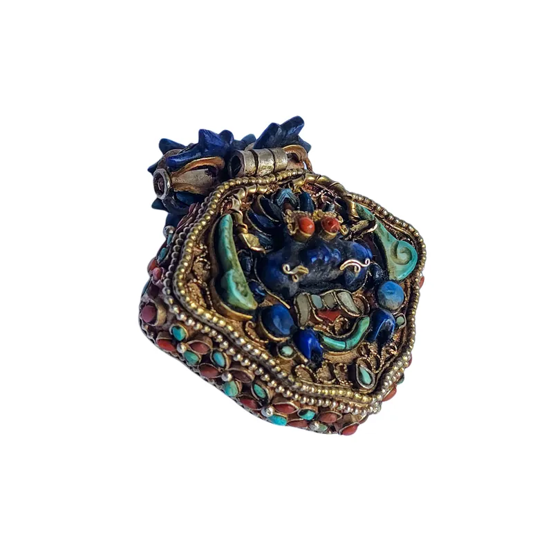 Boîte en argent tibétaine Ghau avec décor de Guru