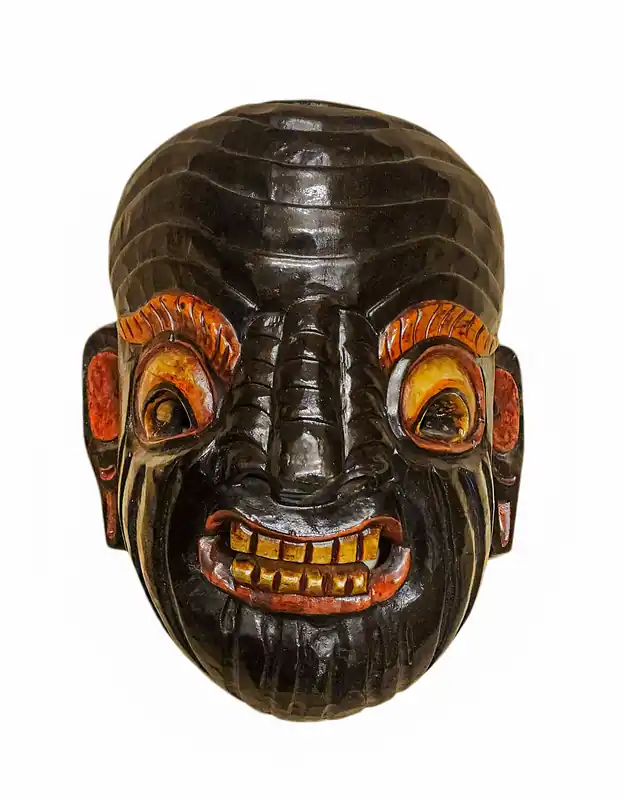 Masque tribal en bois de peuplier fait main