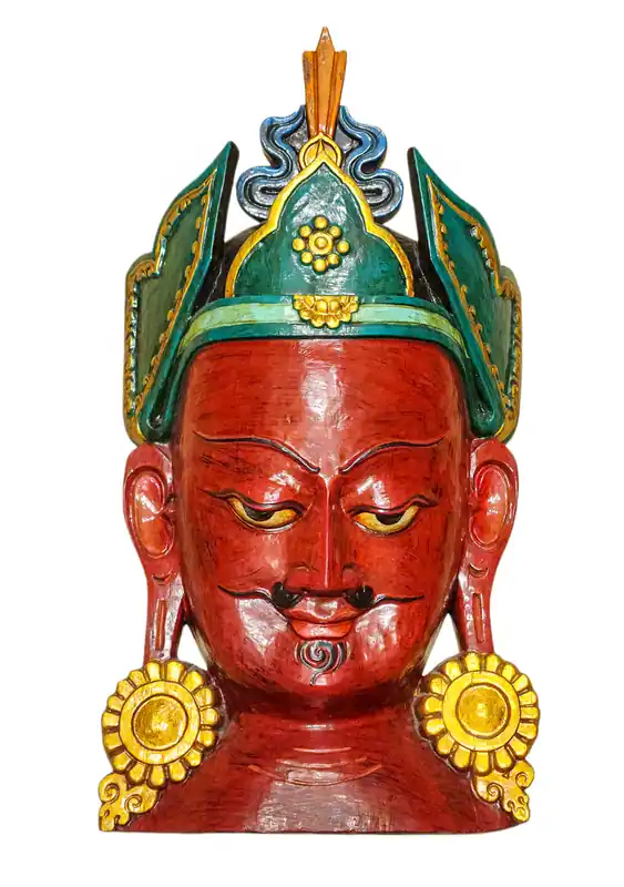 Sculpture en bois du masque de Guru Rinpoche