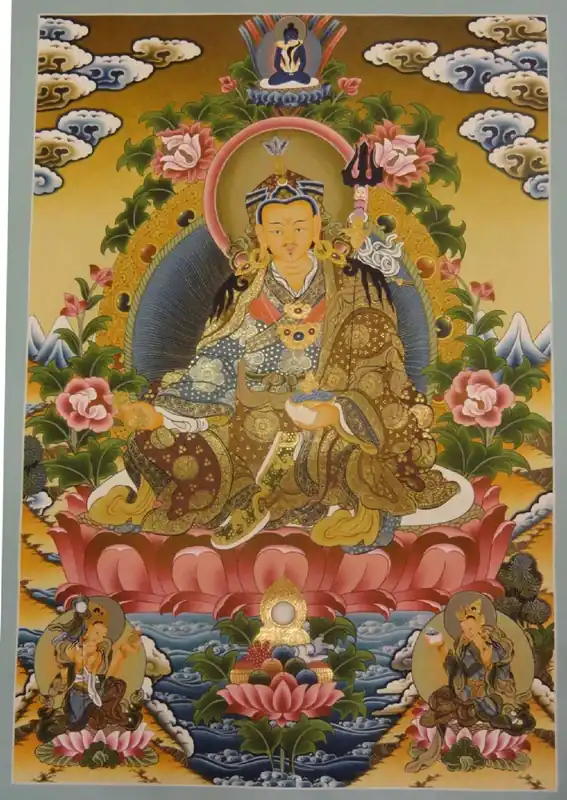 Guru Padmasambhava avec le Thangka de Yeshe Tsogyal et Mandarava