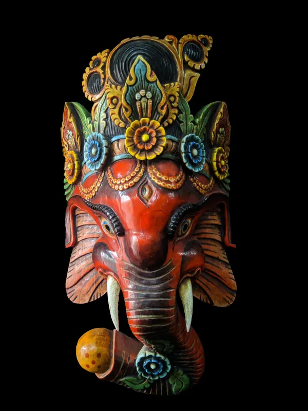 Masque en bois de Ganesh fait à la main – Peinture rouge