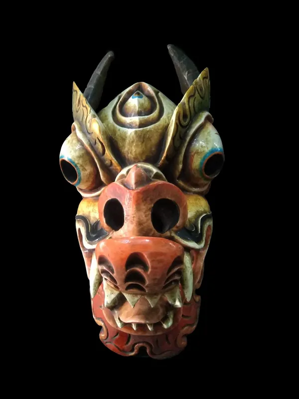 Masque en bois fait main de Dragon