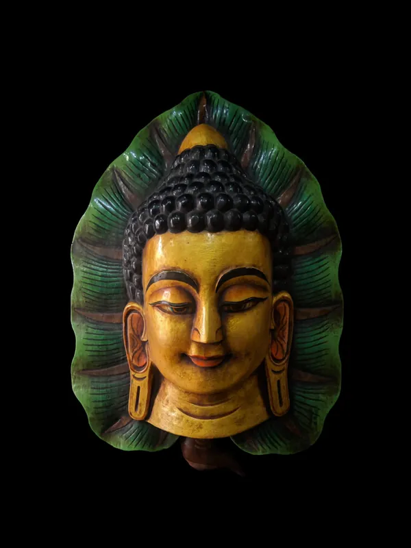 Masque en bois de Bouddha