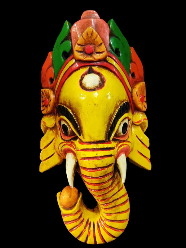 Masque en bois de Ganesh – Peint en jaune