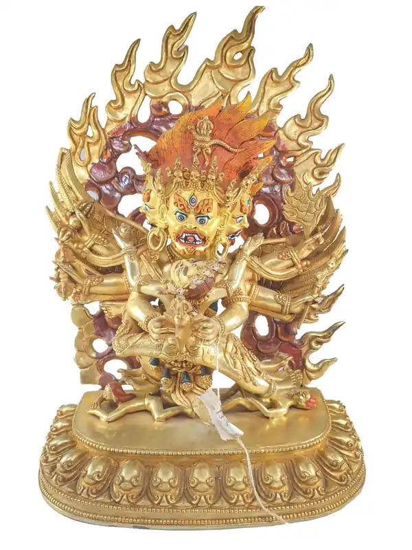 Statue traditionnelle de Vajrakilaya
